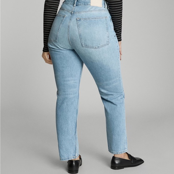 EVERLANE | The Curvy ’90s Cheeky Jean (multiple colors) - Picture 3 of 15